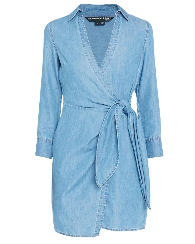 Brand Name Clothing Discount Extravaganza Briggs Dress In Iceberg Denim
