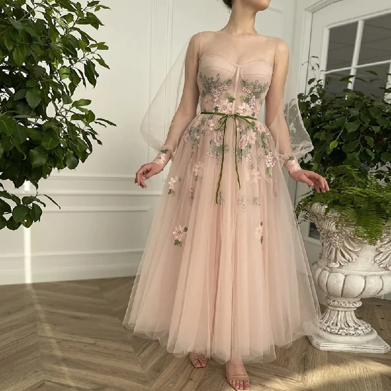 Women's Night-Out Outfit A Line Scoop Long Sleeve Prom Dresses with Floral Embroidery Long Formal Dressess gh1819