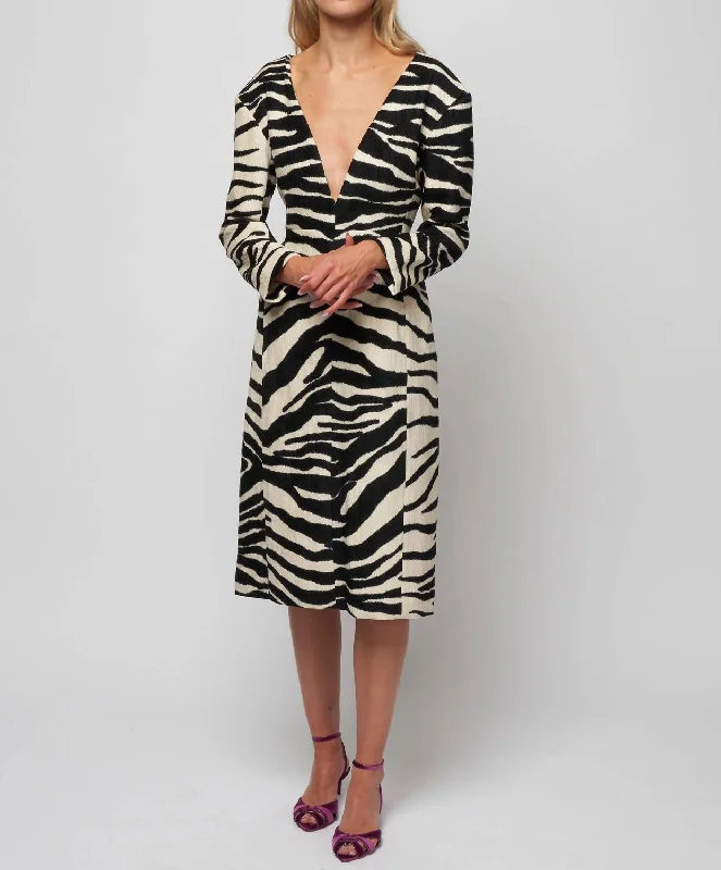 Unique Women's Fashion Pieces Debra Dress In Ecru