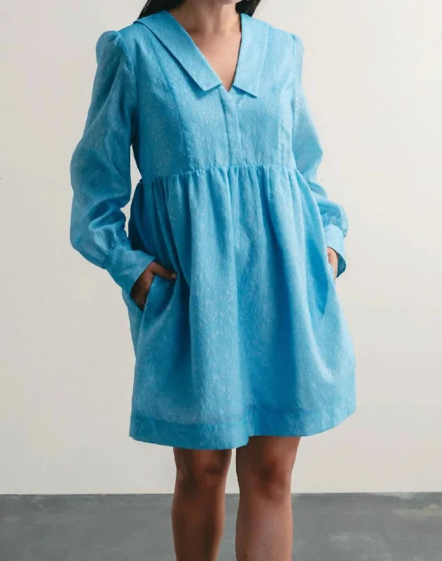Luxe Style Discounts Avenue Dress In Cyan Blue