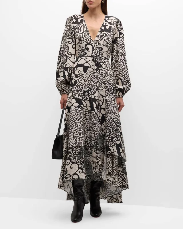 Versatile Wardrobe Essentials Zarela Dress In Black/white