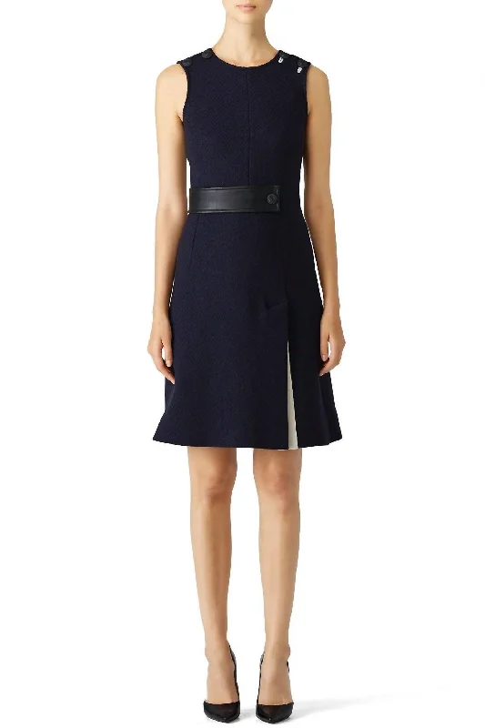 Women's Evening Wear Nelly Dress In Blue