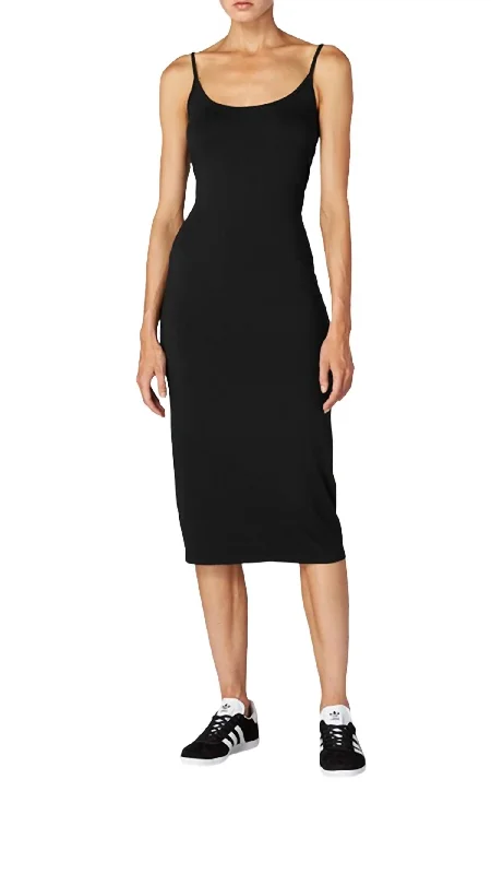 Limited Time Knit Twist Dress In Black