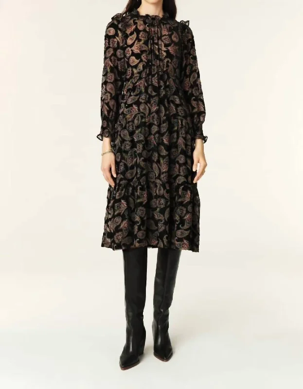 Season Offer Roane Dress In Black