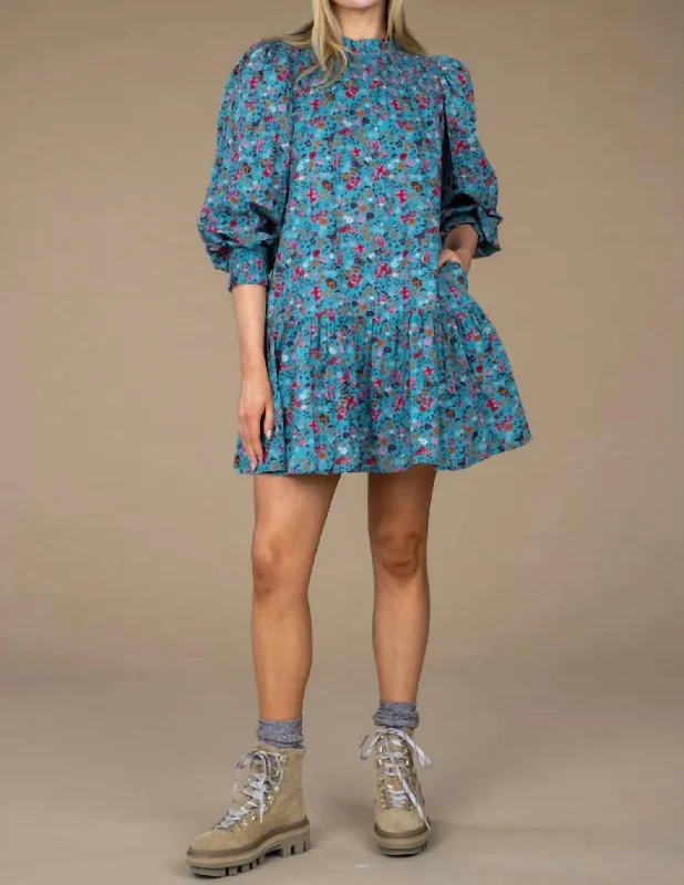 Daily Essentials Lucy Dress In Blue