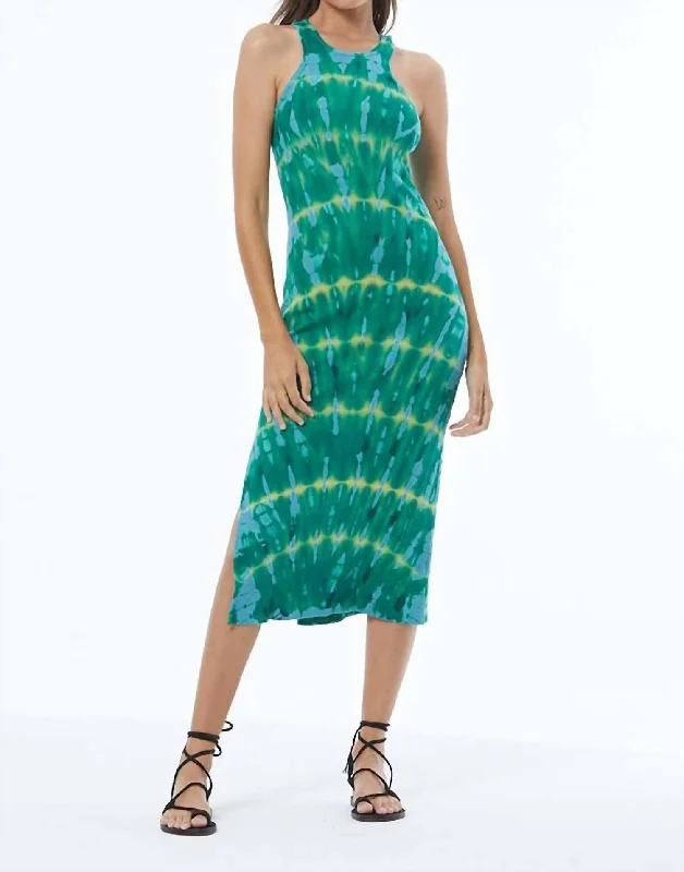 Trendy Looks On Sale Iggy Dress In Island Green