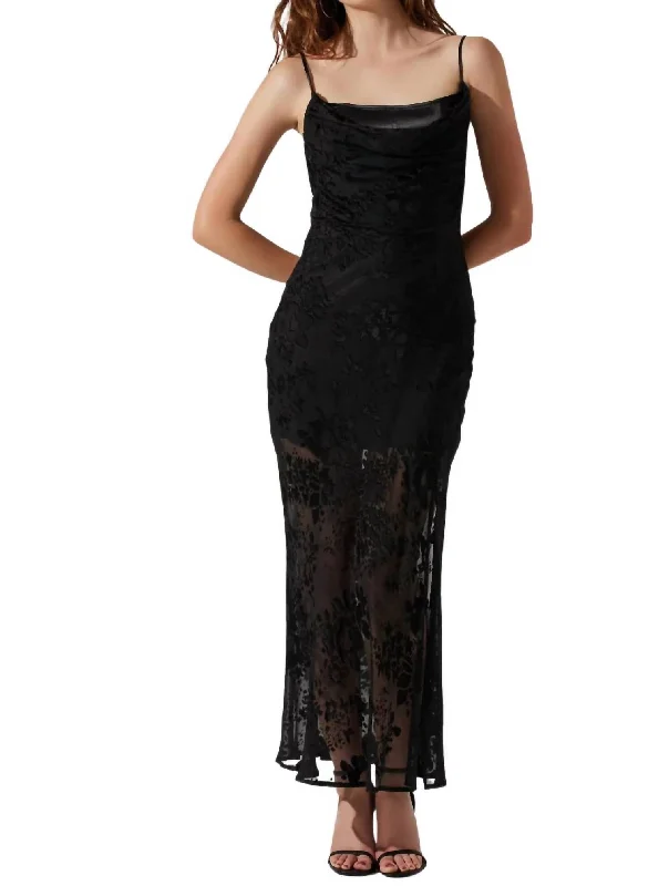 Women's Fashionable Clothing Sets Aubrielle Dress In Black