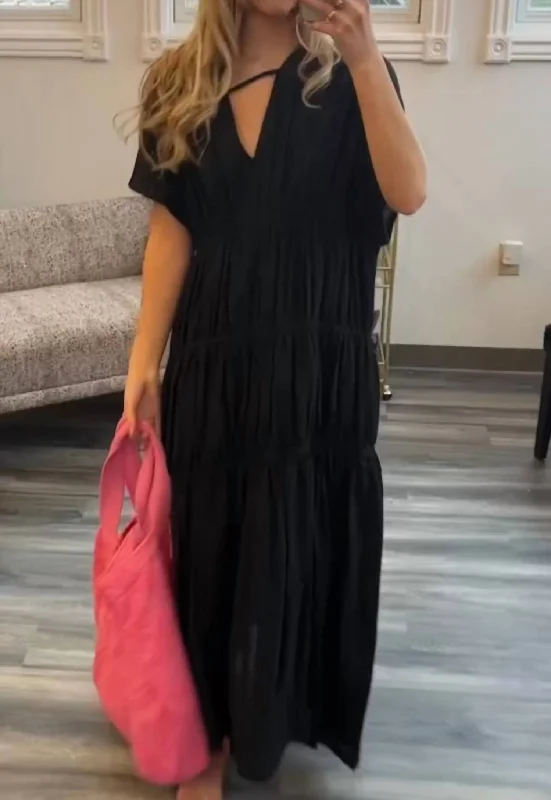 Women's Holiday Clothing Chalkos Maxi Tunic Dress In Black