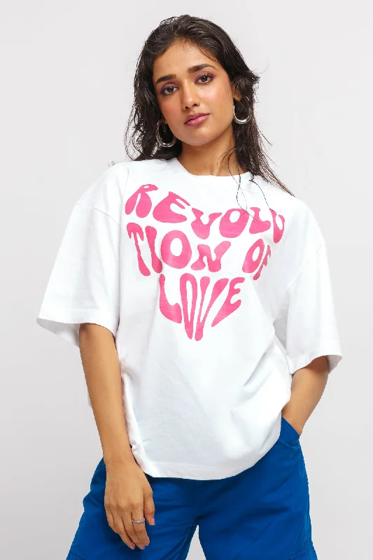 Women's Travel Outfit Set Love Revolution Oversized Tee