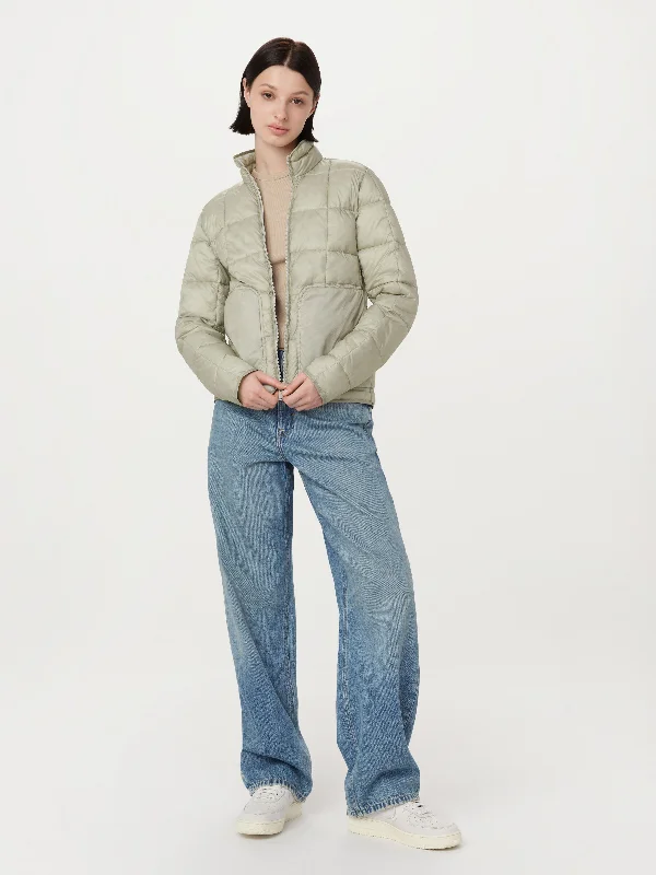 Women Wear Online The Aero Packable Puffer Jacket in Stone Grey