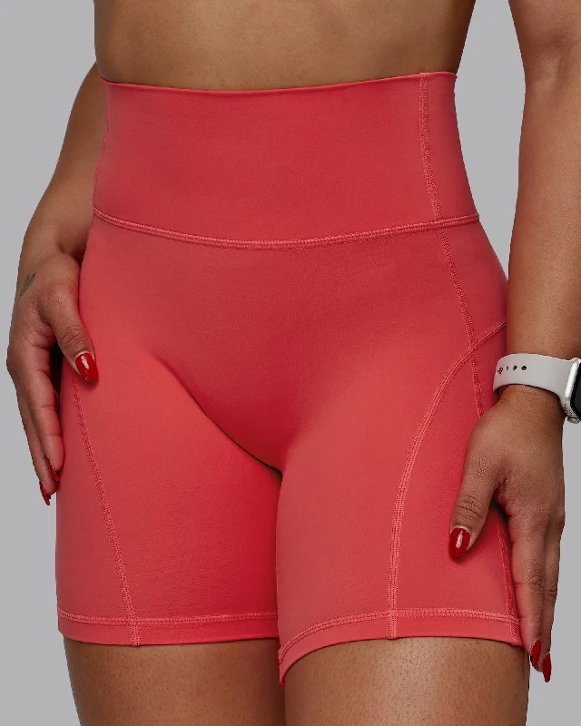 Affordable Women's Outfit Bend Mid Shorts - Cayenne