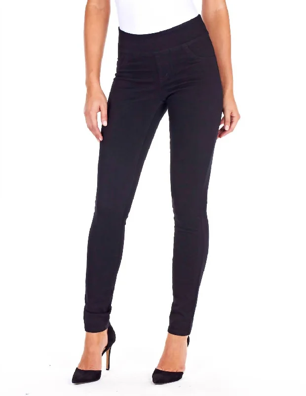 Women's Casual Apparel For Weekends Love Denim Slim Jegging In Black