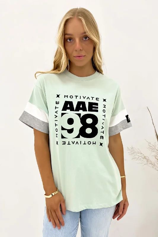 Timeless Women's Outfit 98 Oversized Tee Surf