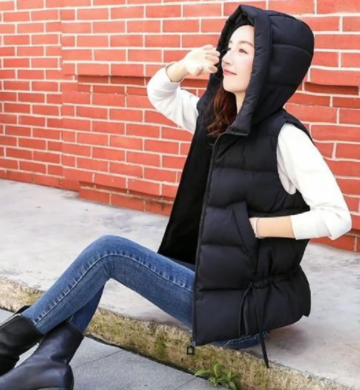 Women's Resort Attire Womens Short Zipped Up Puffer Hooded Vest in Black