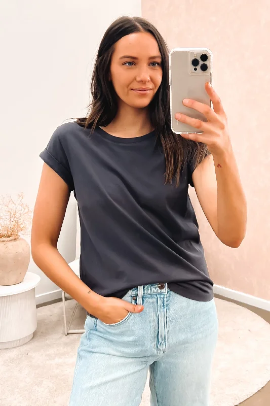 Trendy Women's Fashion Manly Tee Coal