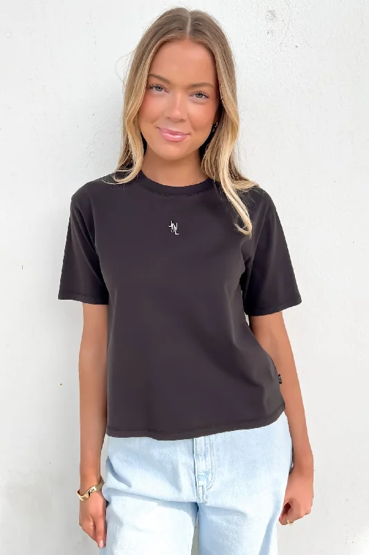 Outfits For Women JNJL Core Tee Washed Black