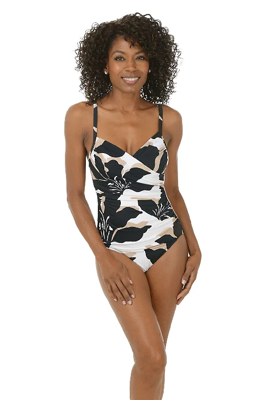 Affordable Women's Clothes Shadow Play Surplice Swimsuit